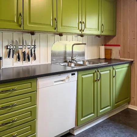 3 Bedroom Beautiful In Oksbol 度假居 *