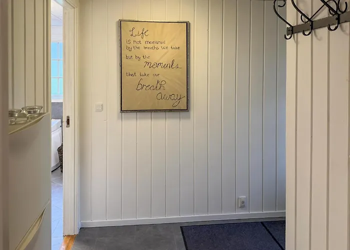 Dom wakacyjny 3 Bedroom Beautiful In