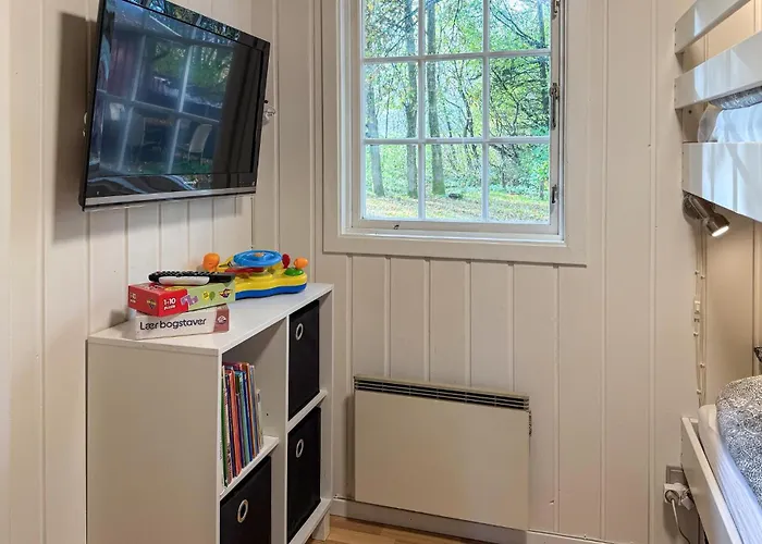 3 Bedroom Beautiful In * Oksbøl