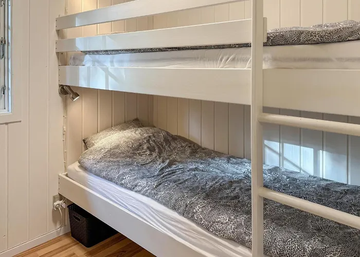 Dom wakacyjny 3 Bedroom Beautiful In